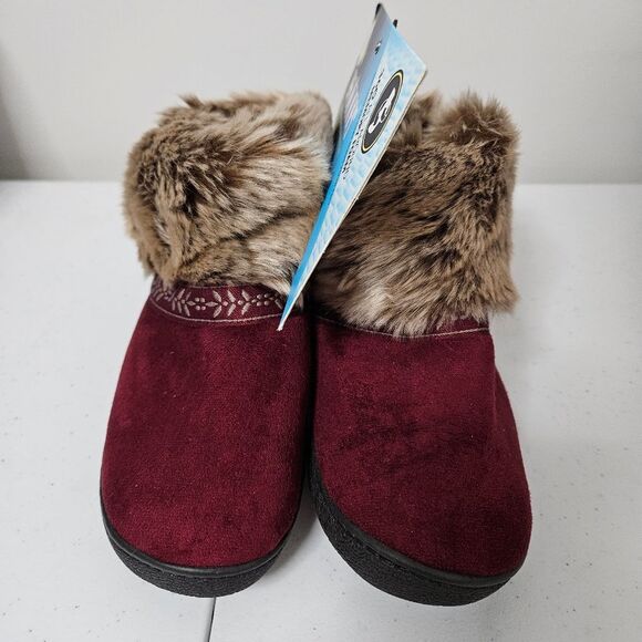 NWT Isotoner Signature 360 All Around Foam Fur Booties Women’s 6.5-7 Burgundy - Picture 4 of 7